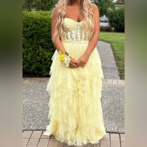 Windsor Yellow Lace Tiered Dress